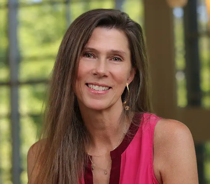 Portrait of Jolynn Dellinger